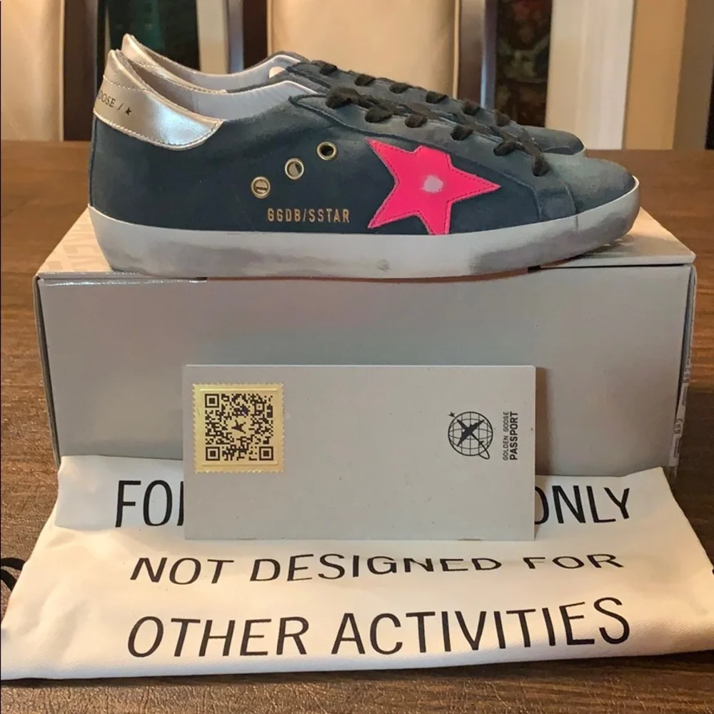 Golden Goose Sneakers - Picture 1 of 5